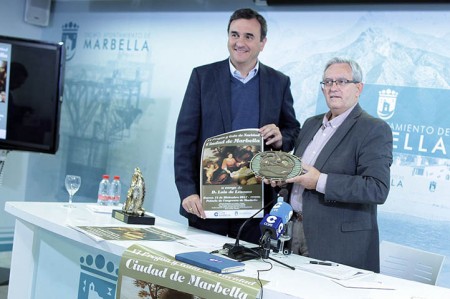 El doctor Sánchez Cantos recibirá un galardón en el Pregón de Navidad