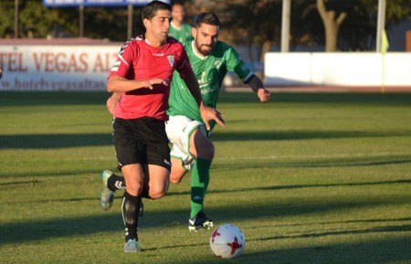 Catena y Narváez se estrenan como goleadores del Marbella esta temporada