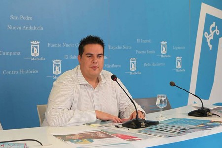 El PSOE dice que con Ángeles Muñoz ha vuelto el "despilfarro" a Marbella