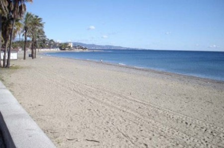 El PSOE denuncia que Rajoy no actuará en las playas de San Pedro en 2018