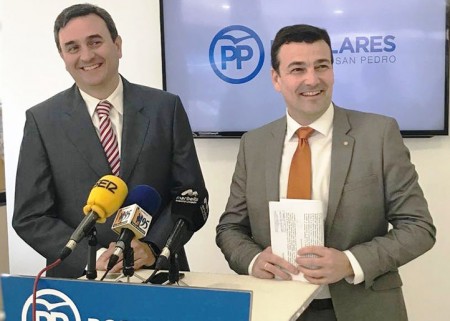 El PP promete crear 600.000 puestos de trabajo si gobierna en Andalucía