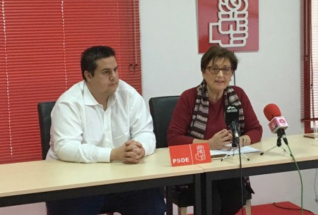 El PSOE defiende la Ley de Dependencia ante los recortes de Rajoy