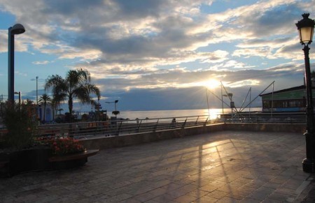Desplome de temperaturas en Marbella con mínimas en torno a 5 grados