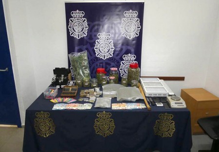 Dos detenidos en Marbella por vender drogas en un club a favor del cannabis