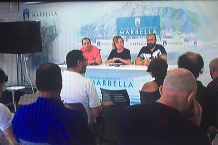 Los funcionarios del Ayuntamiento estallan contra el bipartito (PP-OSP)