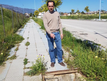 Cs denuncia el "abandono" en la zona sur de San Pedro Alcántara