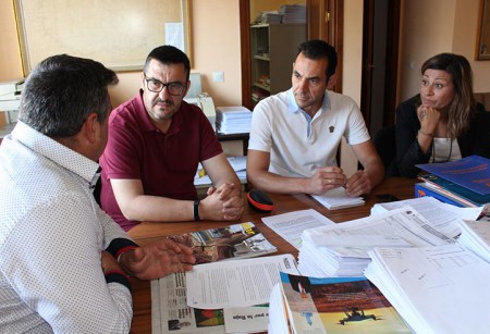 IU logra que el pleno de Diputación exija a la Junta que drague La Bajadilla