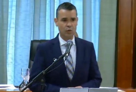 La oposición le saca los colores a la alcaldesa tras diez meses de gobierno