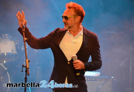 Música de los 80 en el Parque de los Tres Jardines de San Pedro en agosto