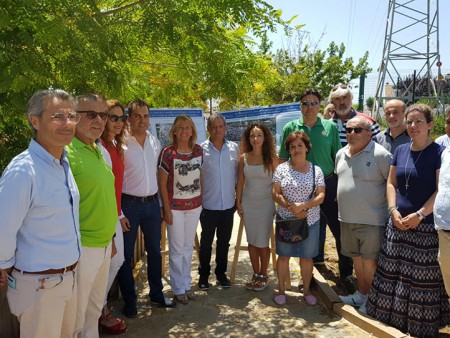 Comienza el soterramiento de la línea eléctrica junto al colegio Xarblanca