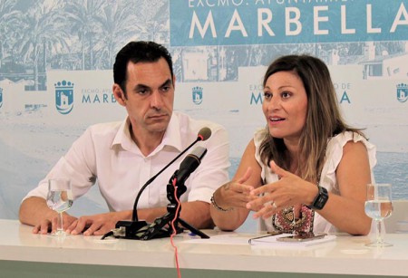 IU acusa a la alcaldesa de desatender a muchas familias en casos de desahucios