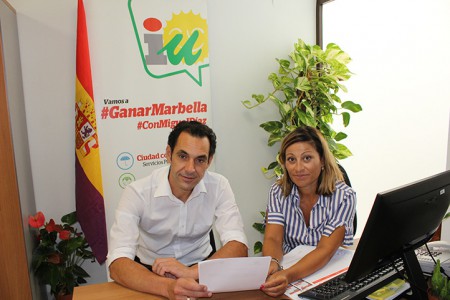 IU reivindica un plan de movilidad sostenible para el transporte urbano