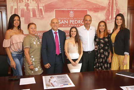 El edil de Hacienda presenta en San Pedro un evento de moda para Marbella