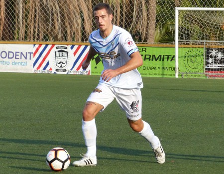 El Atlético Marbella logra un nuevo triunfo en casa ante Cala Mijas (3-1)