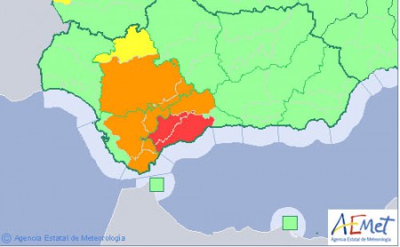 Meteorología vuelve a ampliar a color rojo la alerta en la Costa del Sol