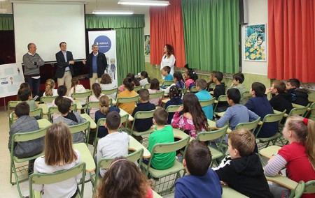 El programa Aqualogía conciencia a los escolares sobre el uso del agua