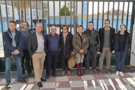 IU pide al Ayuntamiento que lidere la recuperación de la escuela Bellamar