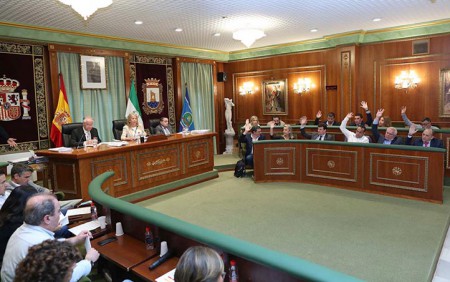 Aprobada de forma inicial la ordenanza de transporte público de Marbella
