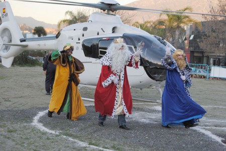 Los Reyes Magos volverán a llegar a San Pedro Alcántara en helicóptero