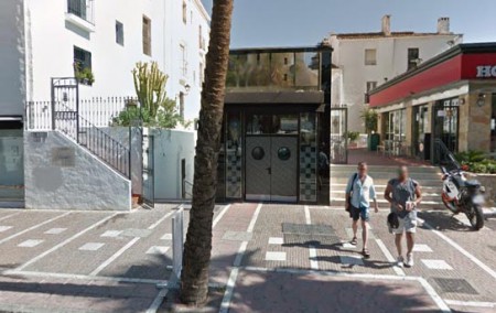 Herido de bala un hombre junto a una discoteca de Puerto Banús