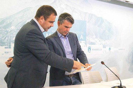 El PSOE denuncia que el bipartito puede perder 450.000 euros para empleo