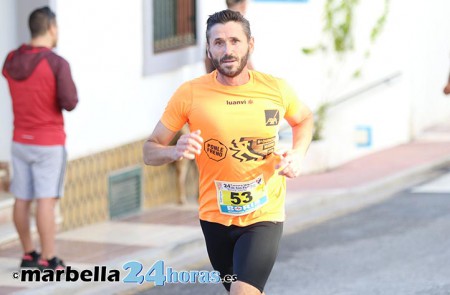 El reto solidario de Ángel Mora recauda 1.500 euros para Piel de Mariposa