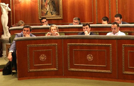 El PP vota en contra de que las líneas autonómicas de autobús sean gratuitas