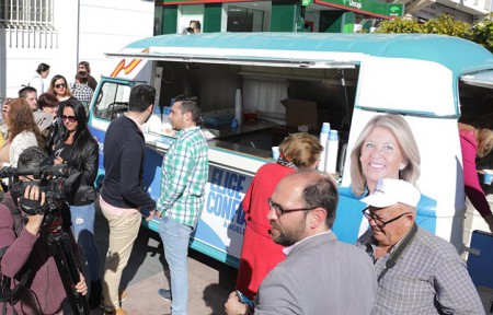 El PP abre en San Pedro Alcántara la precampaña electoral invitando a café