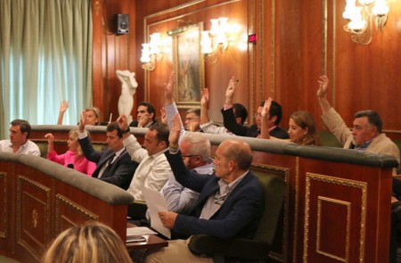 El PP suspende 48 horas después de convocarlo un pleno extraordinario