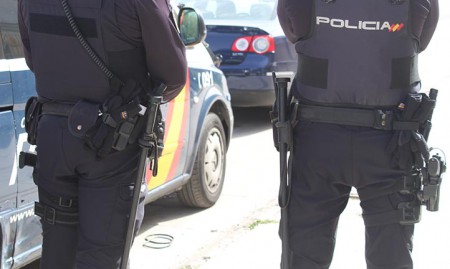 Un detenido con un kilo de marihuana tras intentar huir en un control policial