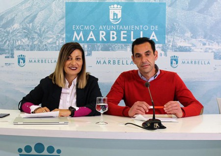 IU denuncia que el bipartito tiene estancados los planes de empleo