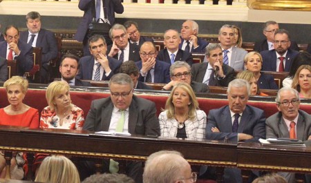 Ángeles Muñoz jura su cargo como senadora y vuelve a estar aforada