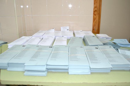 El segundo votante en una mesa de Las Chapas tiene que quedarse como vocal