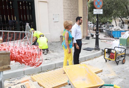 El PP recupera en Divina Pastora los parcheos en los barrios de Marbella