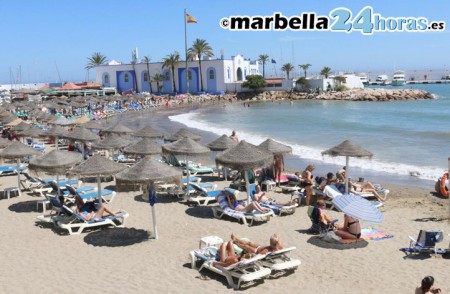 Marbella esquiva el terral con 28 grados de máxima junto al mar
