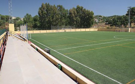 Comienza la remodelación de campo de fútbol de Santa María de Las Chapas