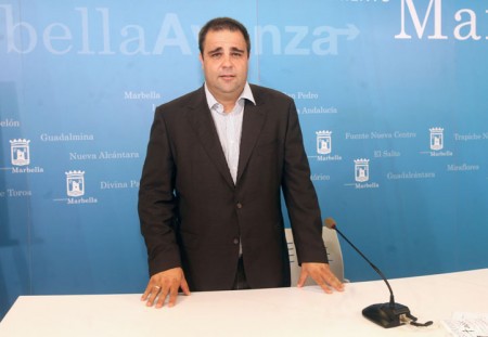 El PSOE ve "inexplicable" que Marbella pierda dos millones para empleo