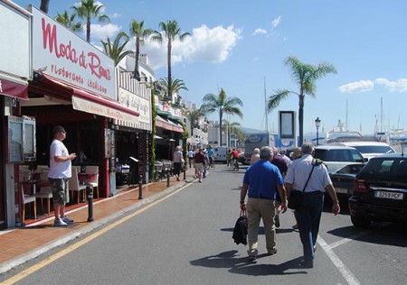 El Ayuntamiento de Marbella se pone de perfil en la polémica de Puerto Banús
