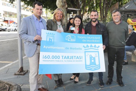 Muñoz dice que el autobús urbano ganó 1,2 millones de viajeros al ser gratis