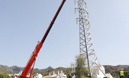 Vecinos piden que el nuevo PGOU de Marbella elimine cables de alta tensión 