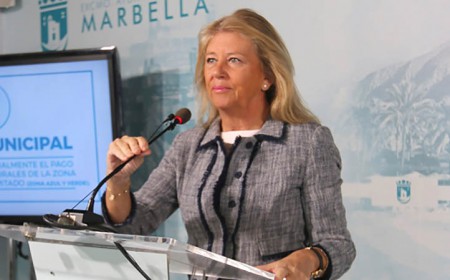 Muñoz gastará 73.000 euros para lucir en la prensa su gestión del virus