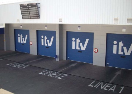 Cierran la ITV de San Pedro Alcántara por tres casos de coronavirus