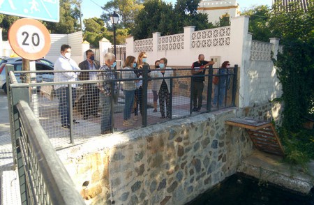 El PSOE denuncia el abandono de la barriada de El Salto del Agua