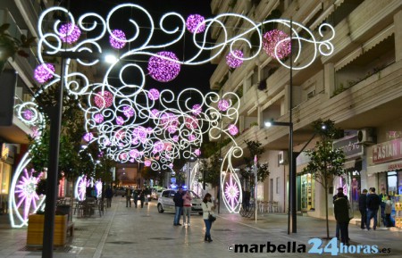 El PSOE pide que no se incremente el dinero para luces navideñas en Marbella 