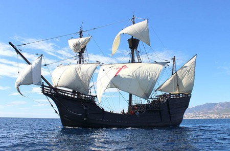 La Nao Victoria llega a Puerto Banús, donde se podrá visitar este puente