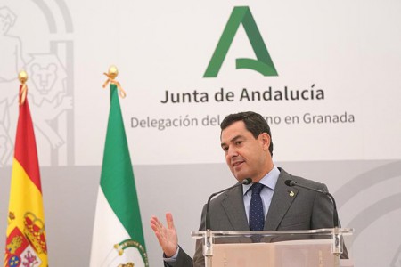La Junta oculta en Marbella un centenar de contagios para bajar la incidencia