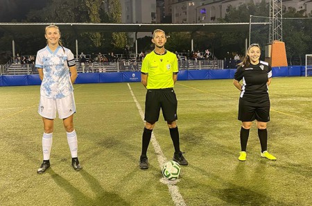 El Marbella sufre para llevarse el derbi femenino ante el Pablo Picasso (0-2)