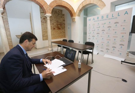 Marbella intenta captar la atención de inversores en el foro "Invest in Cities"