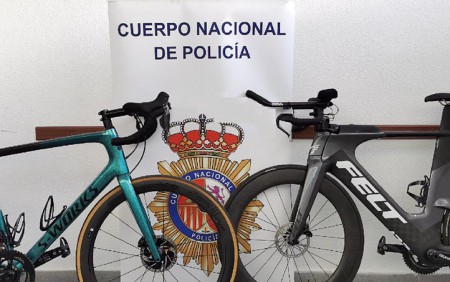 Tres detenidos por robar con la técnica del resbalón en una vivienda de Marbella
