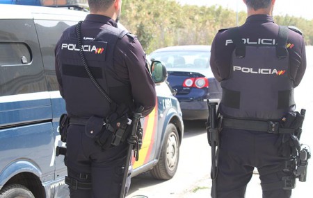 Detenido un sexagenario por robos en centros deportivos de San Pedro